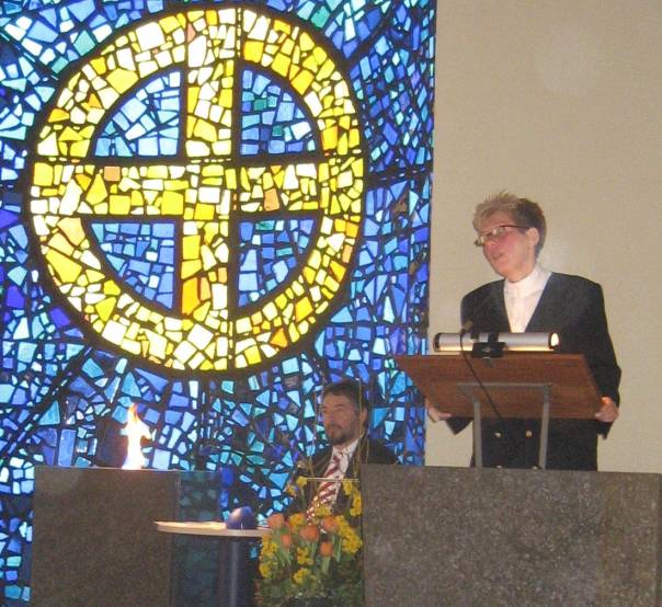Pfarrerin Elke Gensler bei der 160-Jahrfeier 2007